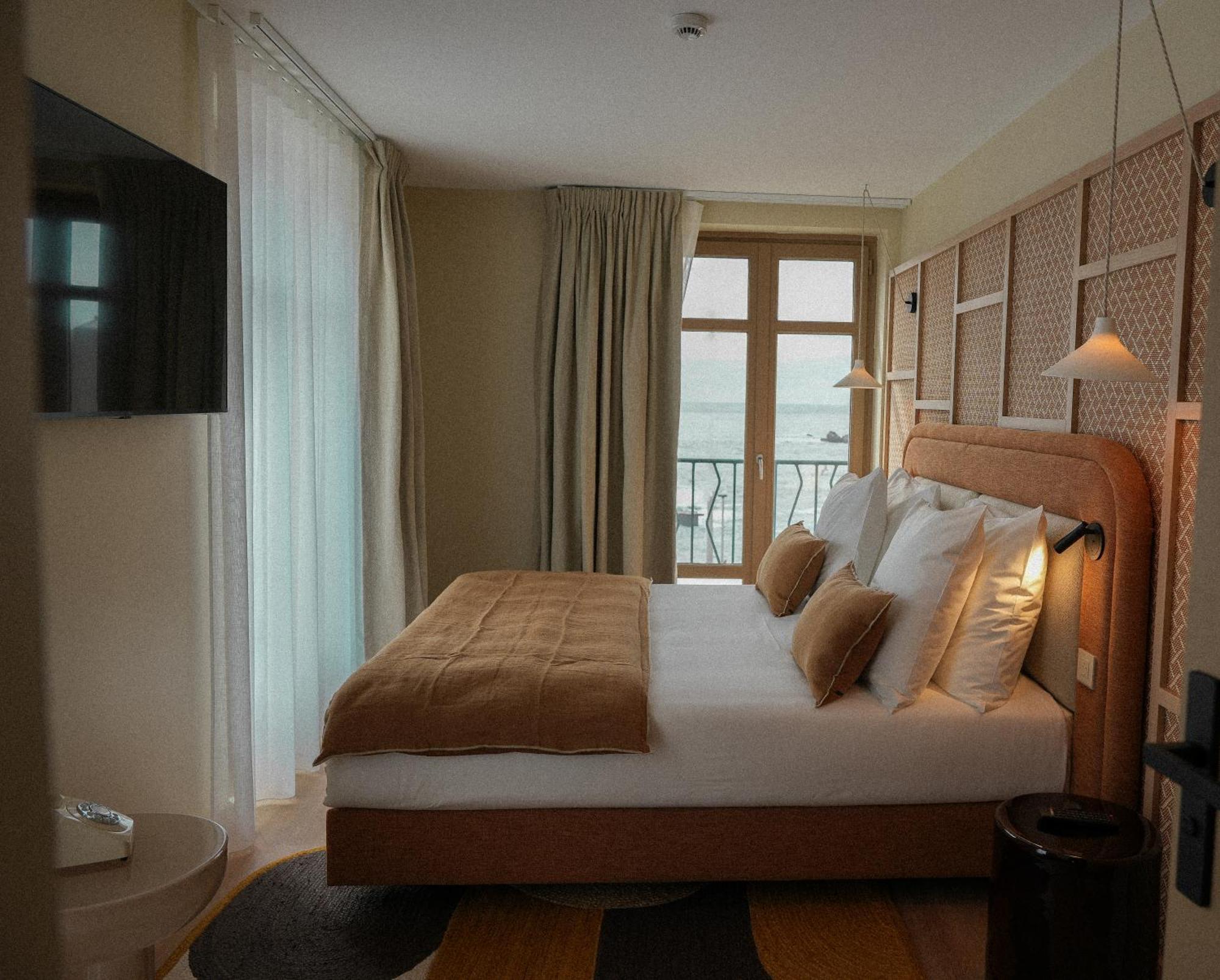 Roc Seven Hotel 3*